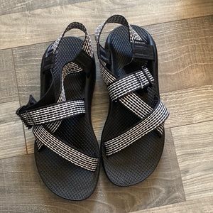Mega z cloud size 10 chaco